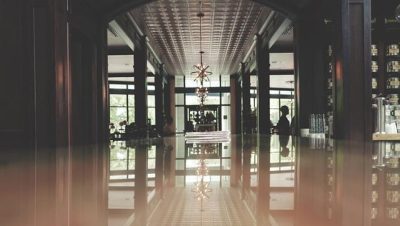 Errores comunes al reservar hotel online y cómo evitarlos